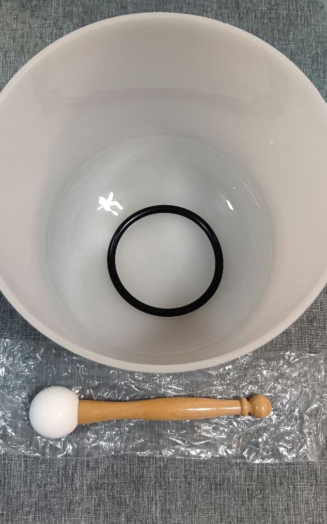 新品 クリスタルシンギングボウル 8インチ 直径20cm マレット 瞑想 ヨガ 楽天市場】シンギングボウル クリスタルボウル クリスタル ストラック