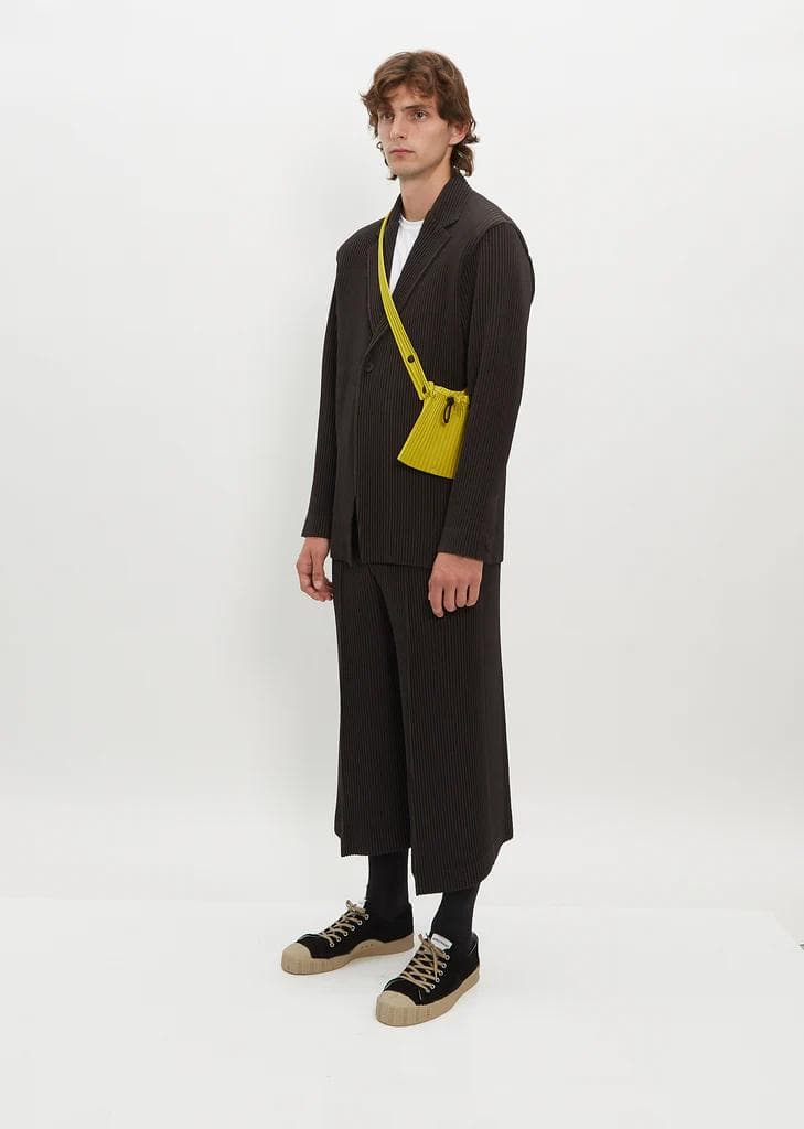 HOMME PLISSÉ ISSEY MIYAKE オムプリッセショルダーバッグ 中古・古着通販】HOMME PLISSE ISSEY MIYAKE (オムプリッセ イッセイ