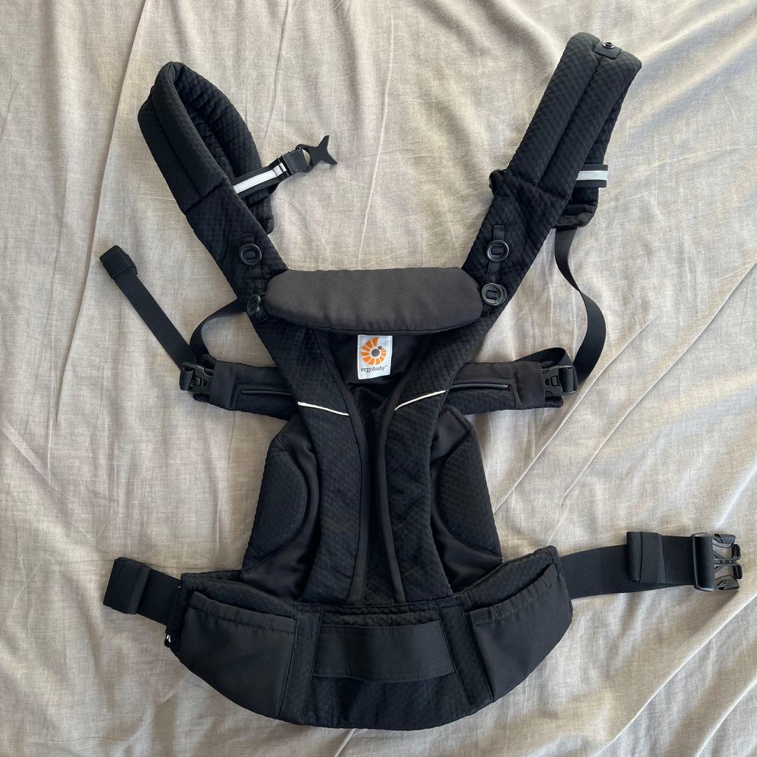 美品 / エルゴ ergobaby OMNI breeze 抱っこ紐 ブラック OMNI Breeze / オニキスブラック | エルゴベビー オンラインストア