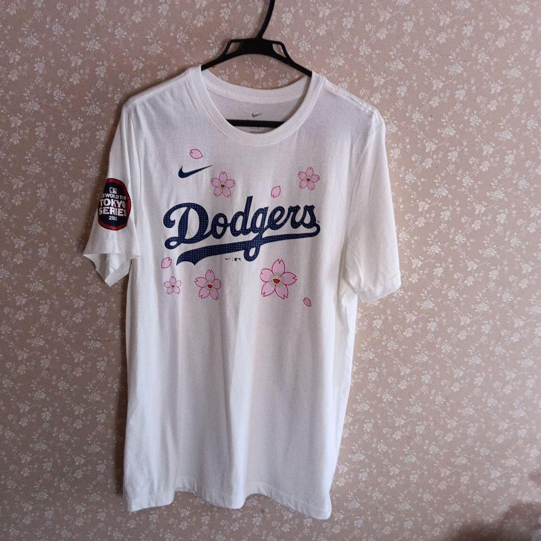 ドジャース× 村上隆コラボTシャツ大谷翔平選手東京シリーズ限定品size　L 2025年 ロサンゼルス・ドジャース 東京シリーズ 桜エディション