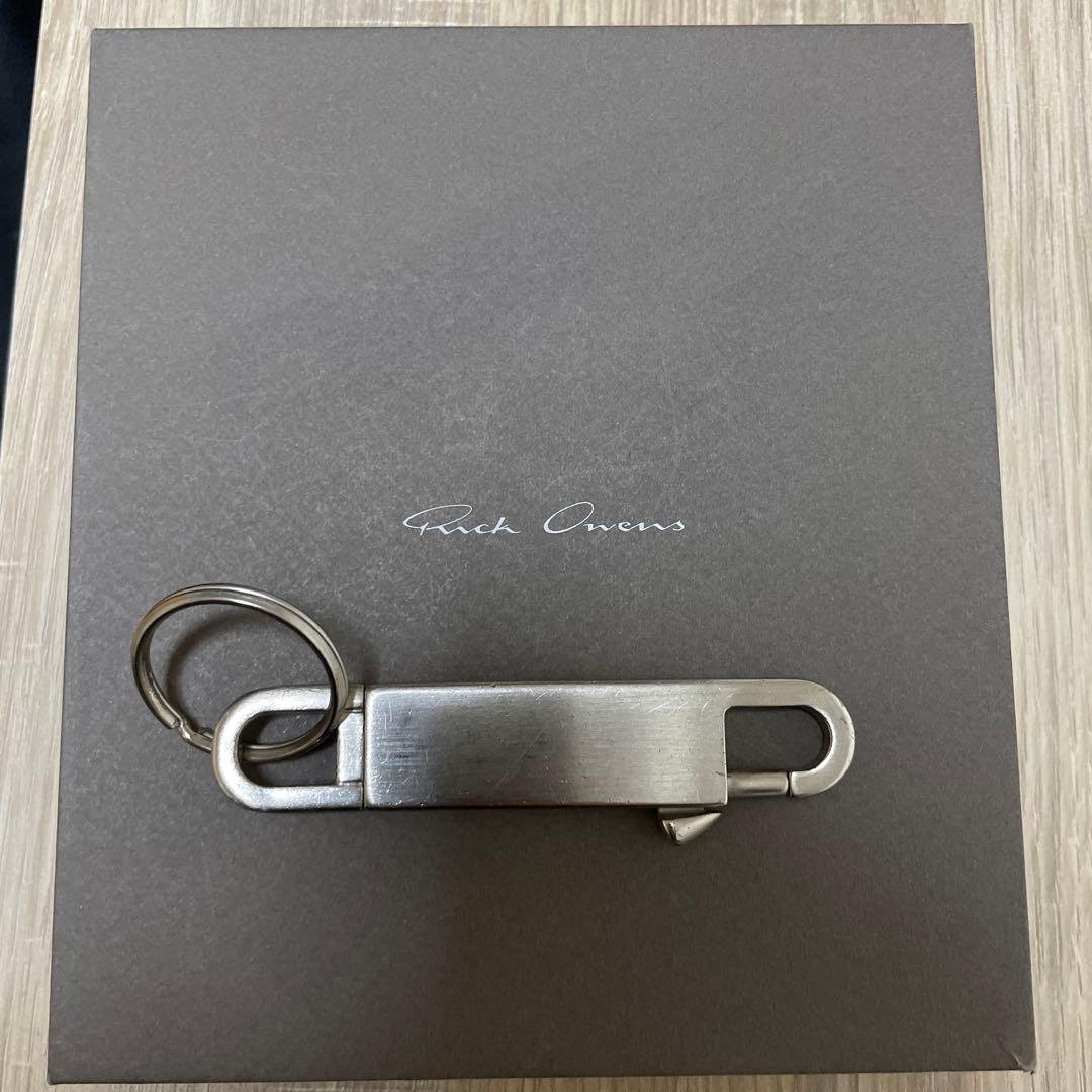 Rick Owens RB18F0285 キーホルダー Rick Owens メンズ キーチェーン | SSENSE 日本