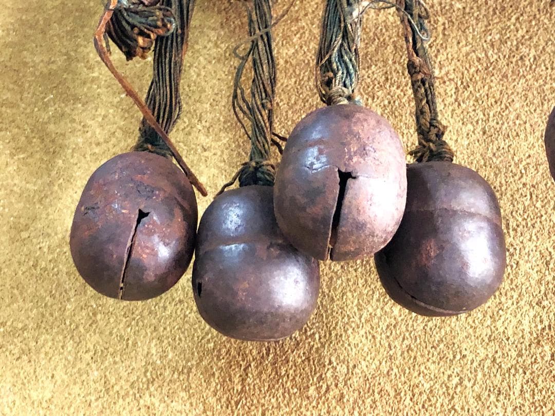 【 ”東町”連馬鈴対 】　江戸時代　馬具装飾品