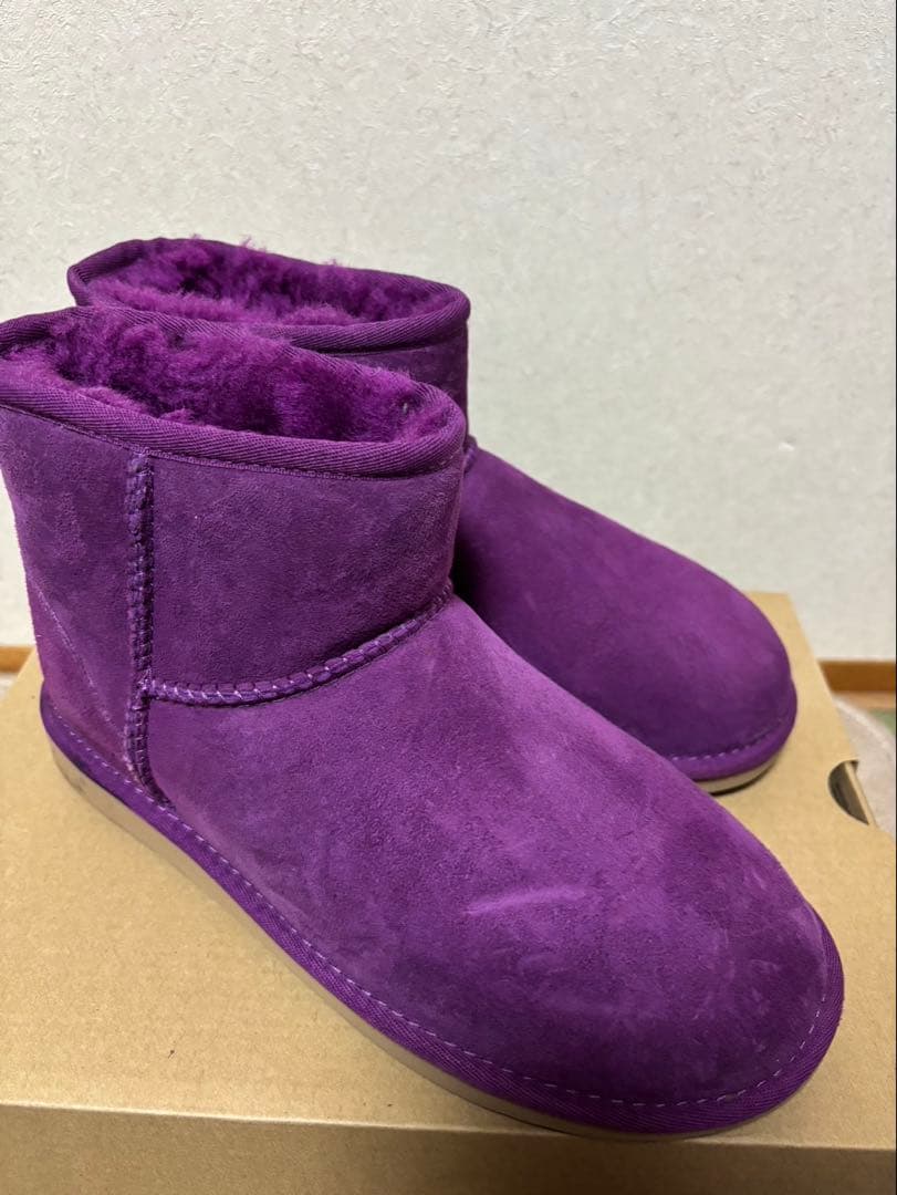 極美品】UGG パープル ムートンブーツ - メルカリ