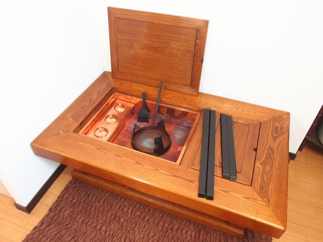 【美品】関西火鉢 囲炉裏テーブル 欅(ケヤキ) 無垢 燗銅壺 他付属品多数 家具 楽天市場】欅 囲炉裏 テーブル 関西火鉢 ローテーブル 座卓 和家具
