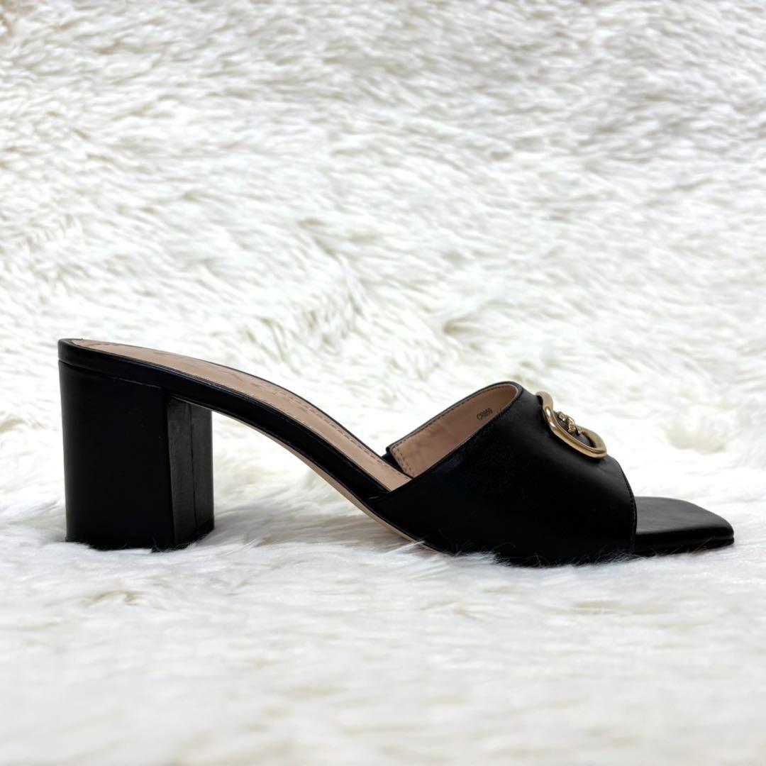 【美品】コーチ　スクエアトゥミュール　ヒール　ロゴ金具　ブラック　23.5cm