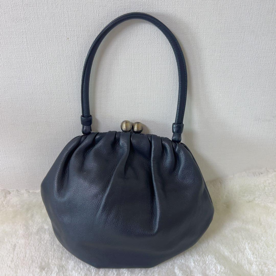 シビラ Sybilla ハンドバッグ がま口 レザー 黒 本革 日本製 美品 Sybilla（シビラ） ラウンドカット デザインバッグ レザー フォーマル