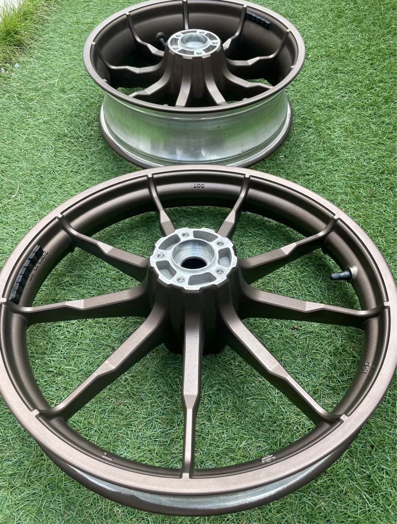 ローライダーST純正☆FXLRST M8 ホイール 超美品‼︎前後セット - メルカリ