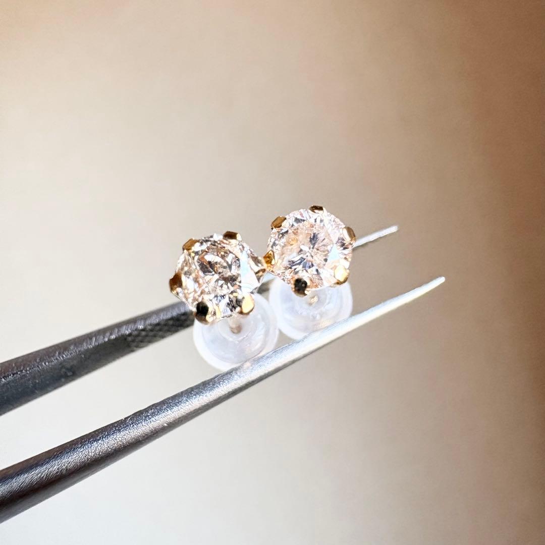 K18 18金　天然ダイヤモンド　AAグレード 0.40ct ピアス　dia