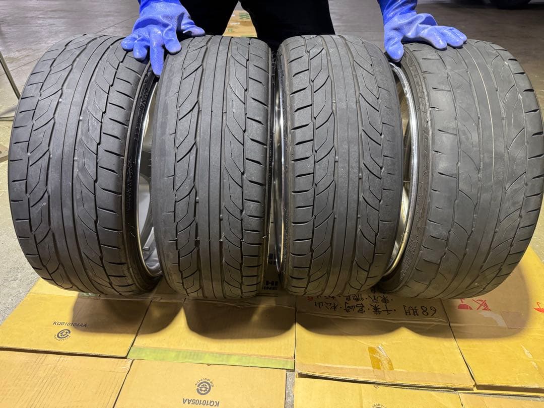 ワーク グノーシス 19インチ 30系プリウス 215/35R19 ナ