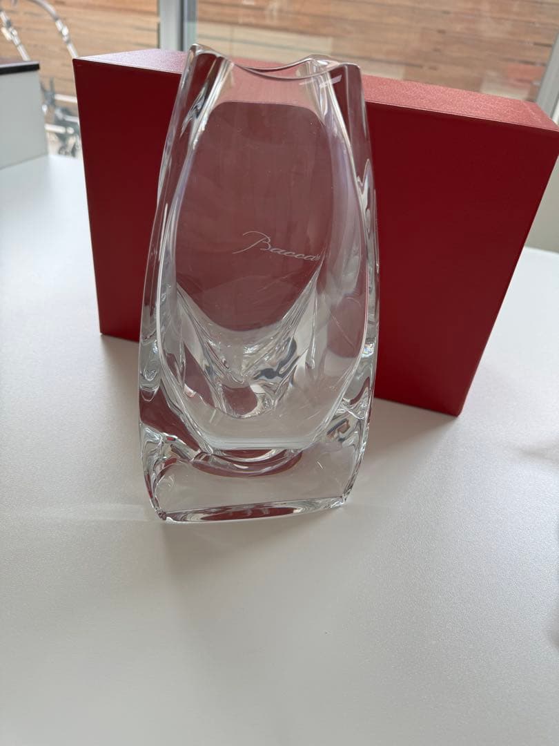 Baccarat クリスタルガラス 花瓶 箱付き 新品 箱付き バカラ Baccarat ルクソールベース クリスタルガラス 花瓶