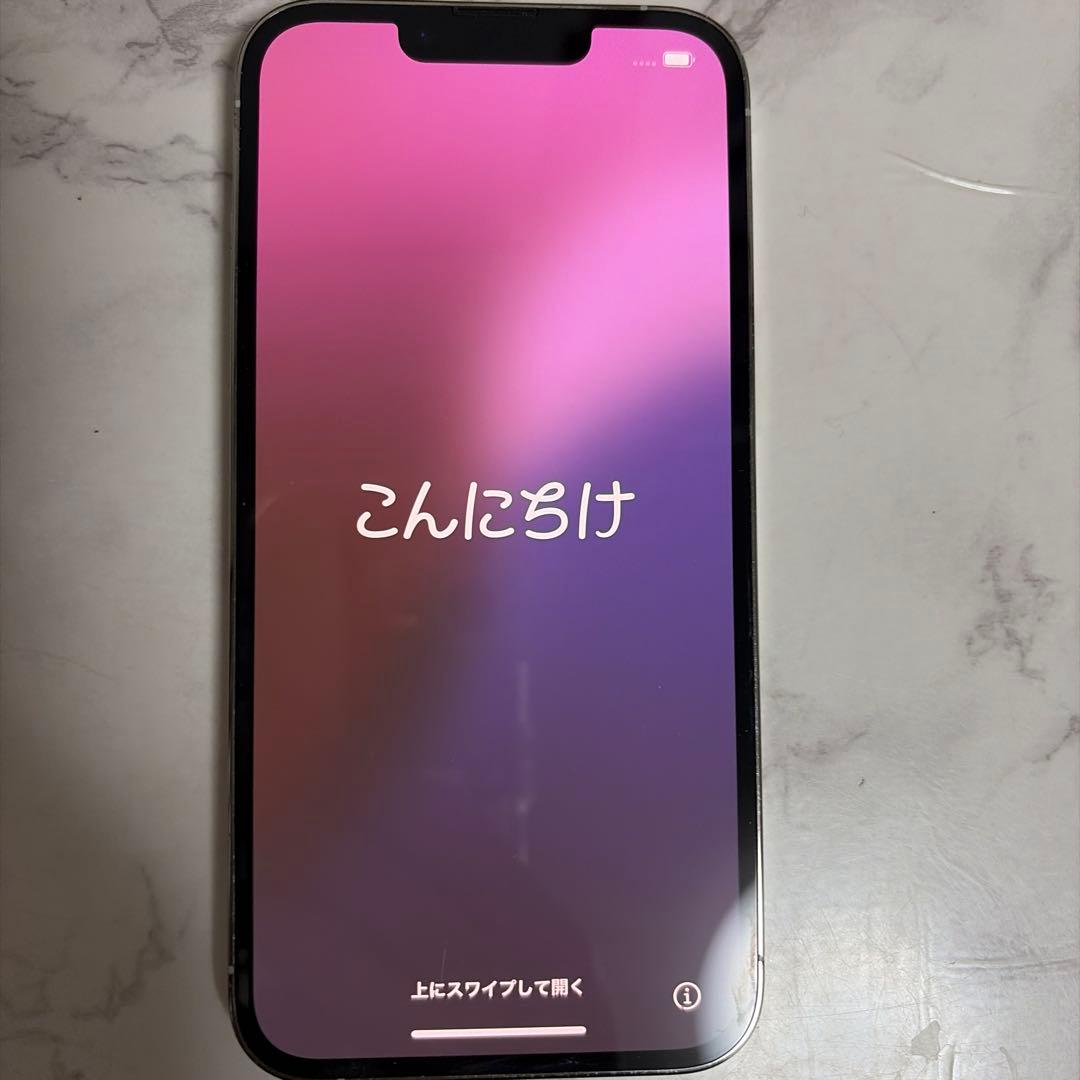 人気商品／美品 iphone 13 pro （イヤホン、充電機付き) 最大容量84