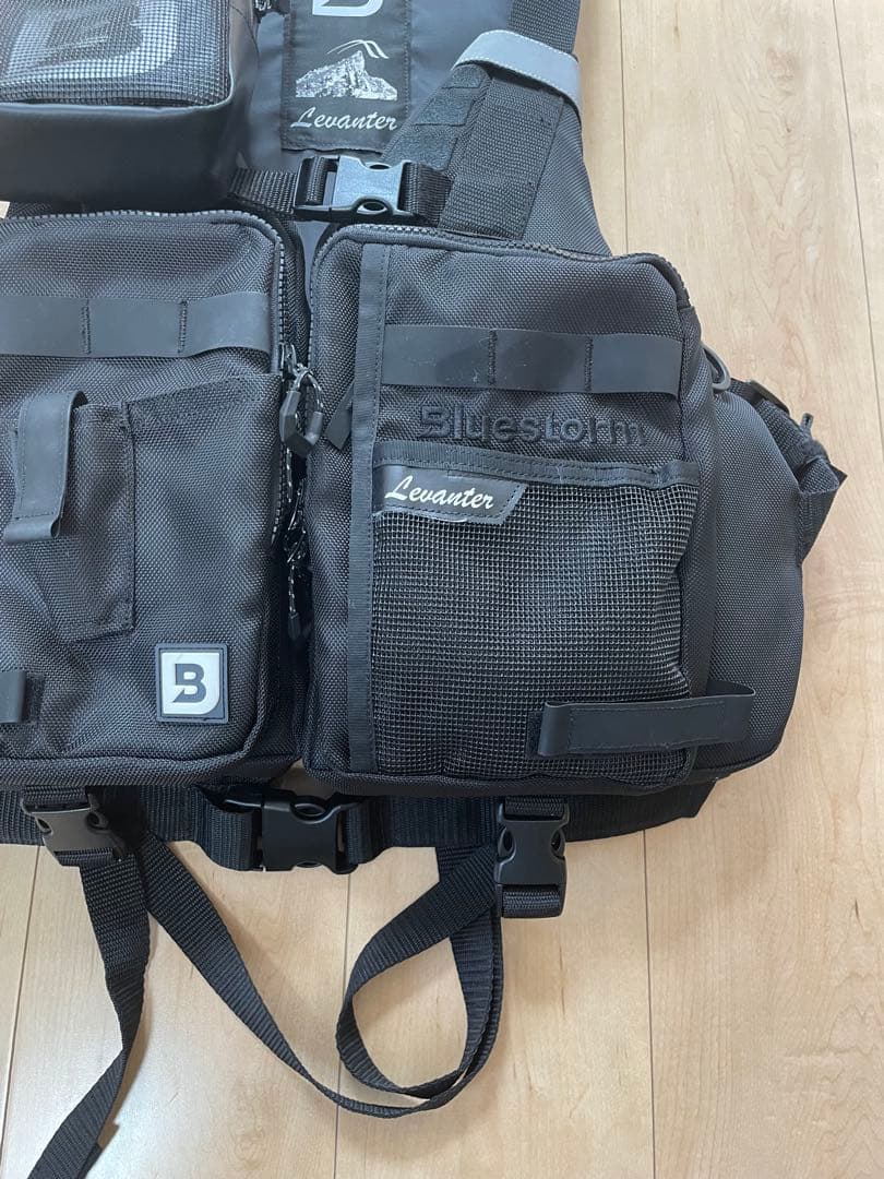 ⭐︎美品 ブルーストーム レバンテ ゲームベスト ブラック L2-BSJ41