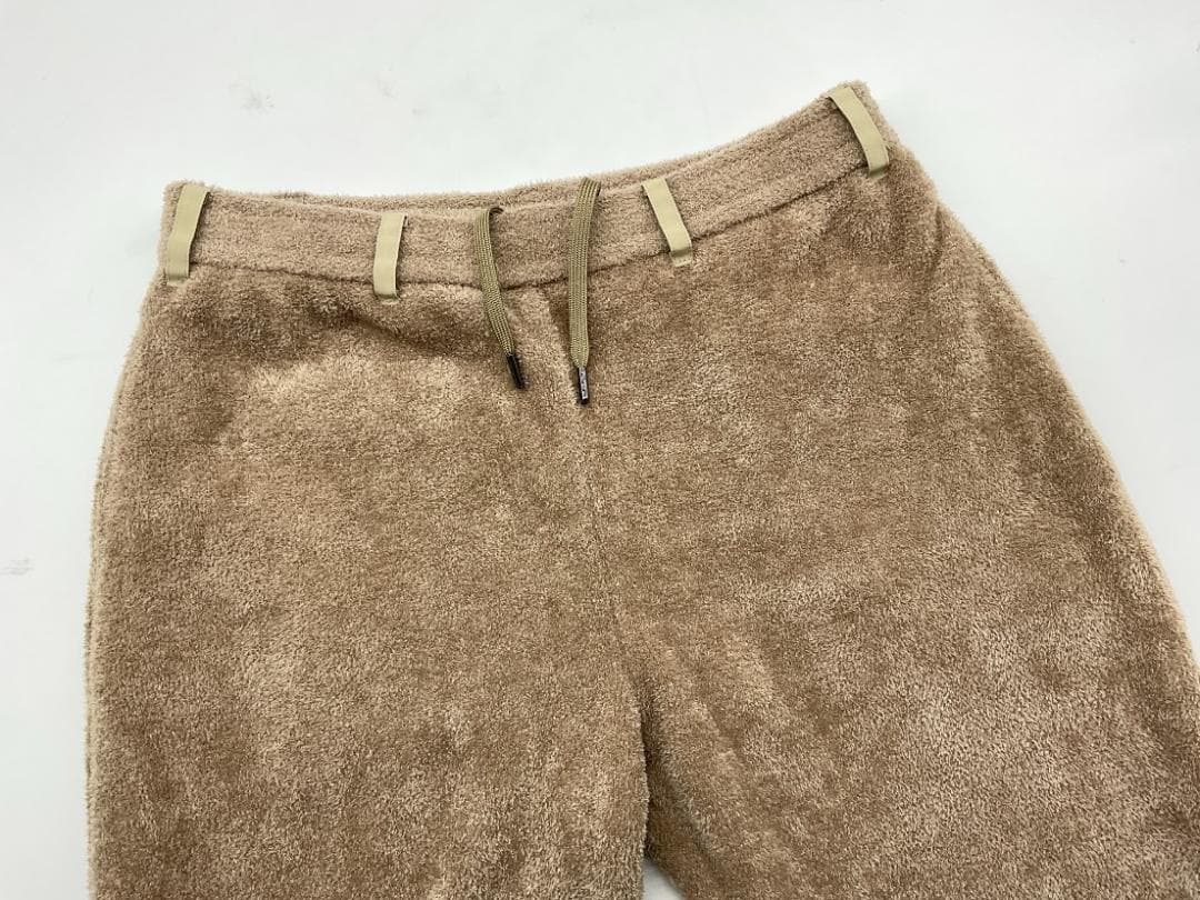 美品】1PIU1UGUALE3 GOLF×戸賀敬城 シャギー セットアップ - メルカリ