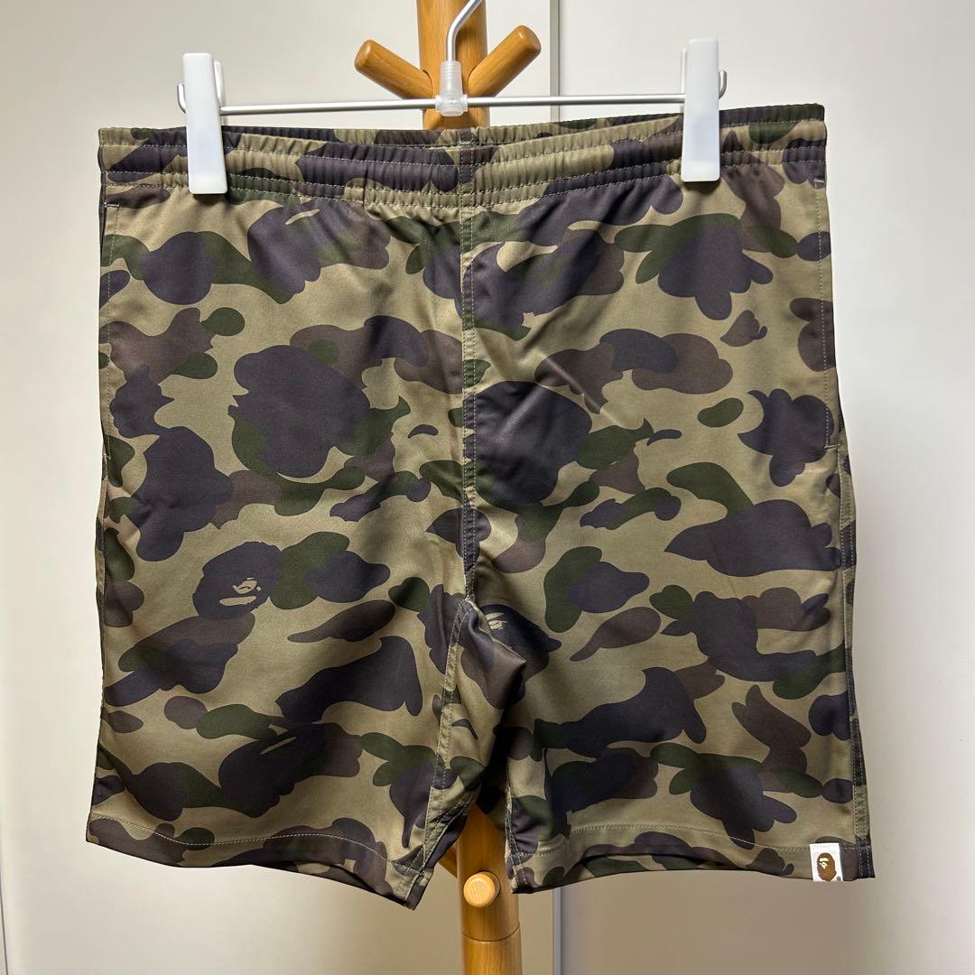 A BATHING APE ショートパンツ　水着　L A BATHING APE® グラフィック ショートパンツ | ピンク | FARFETCH JP