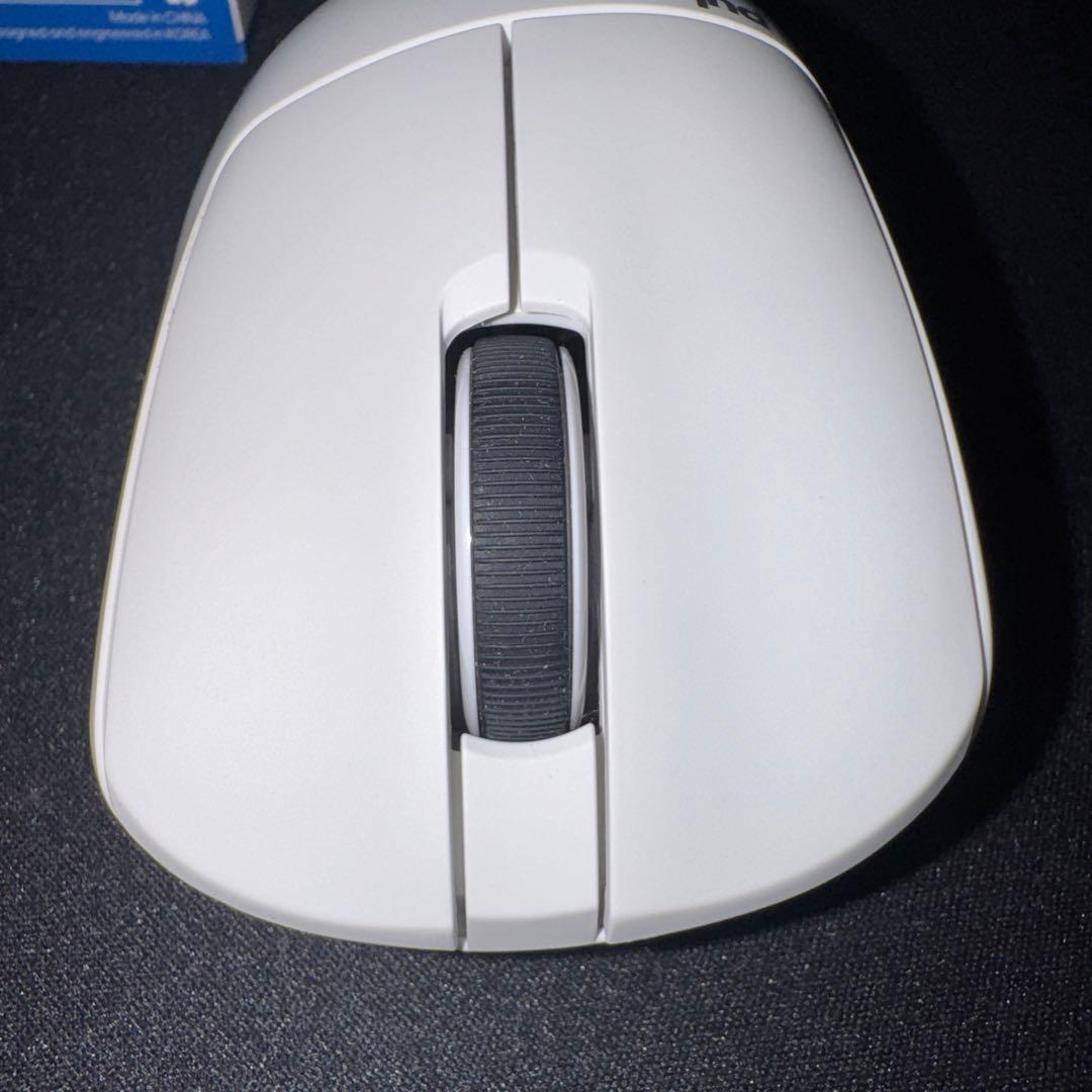 8000Hzドングル同梱】Pulsar Xlite V4 Large ホワイト - メルカリ