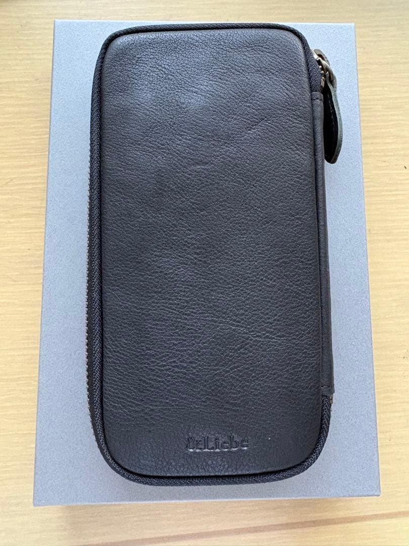 &Liebe ジップペンケース ブラック アンドリーベ 文具にこだわる人のジップペンケース 【栃木レザー】 – &Liebe