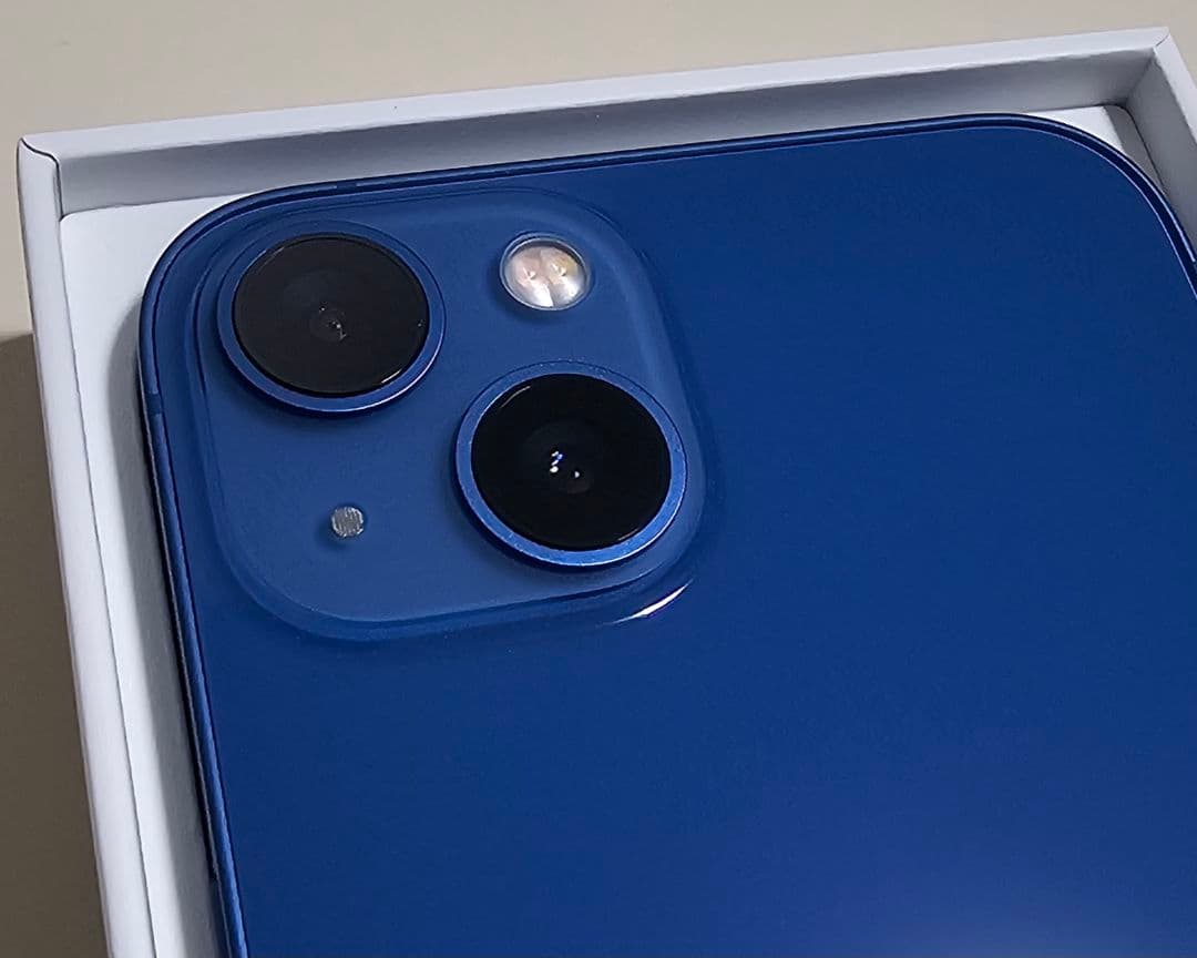 ☆美品・純正バッテリー100%☆iPhone13 128GB SIMフリー - メルカリ