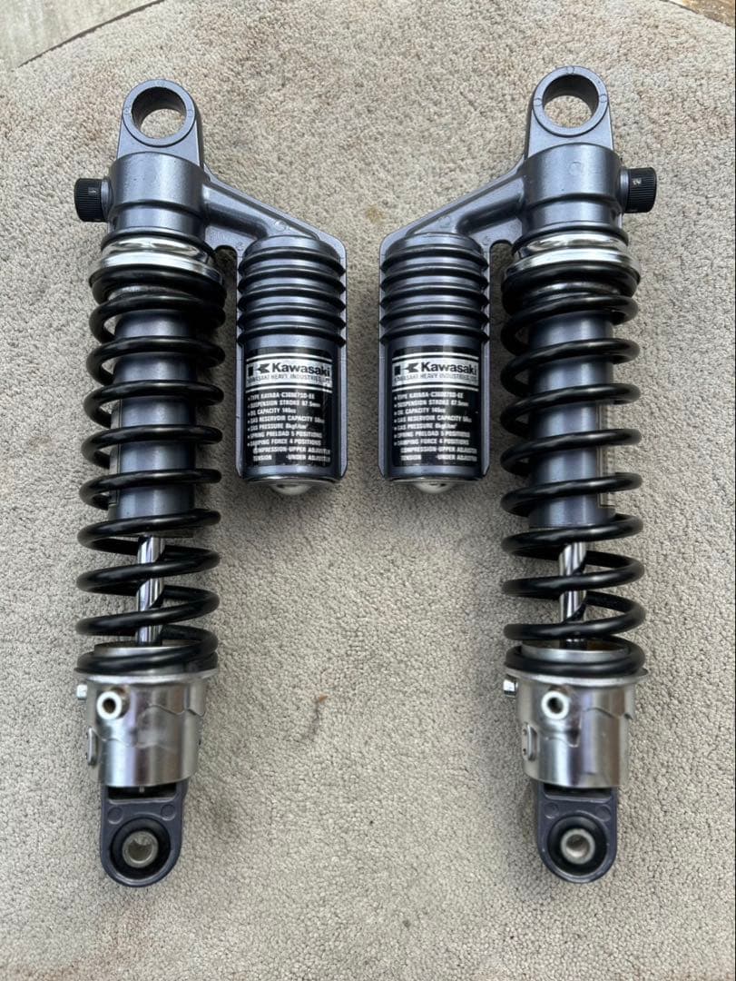 ゼファー400 リアサス　純正 Kawasaki サスペンション 2個セット 新品 ゼファー400 ZRX400 Z400FX 黒×金 サスペンション 320mm リア