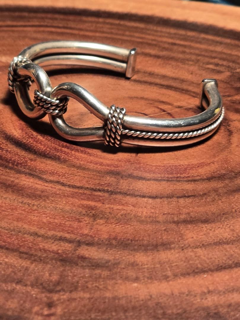 スティーブアルビソ　ホースウィスパラーバングル　Size:M（5 1/2） Steve Arviso / スティーブアルビソ】ホースウィスパラー バングル