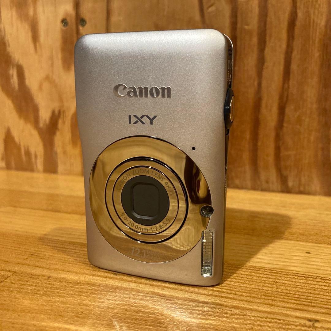 Canon IXY200F シルバー キヤノン イクシー デジカメ 付属品完備