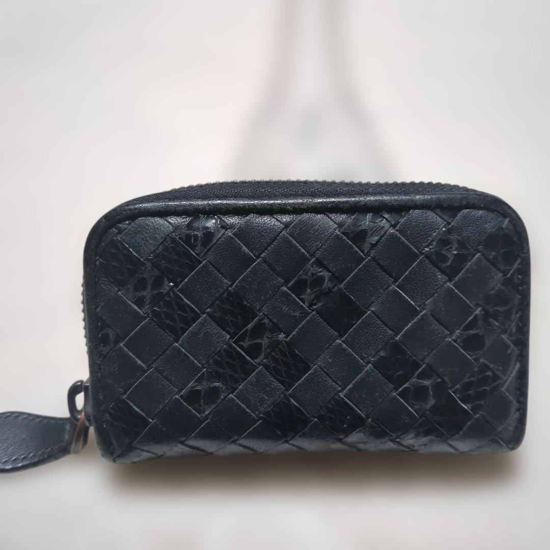 ボッテガヴェネタ パイソン ラウンドファスナー コインケース イントレ