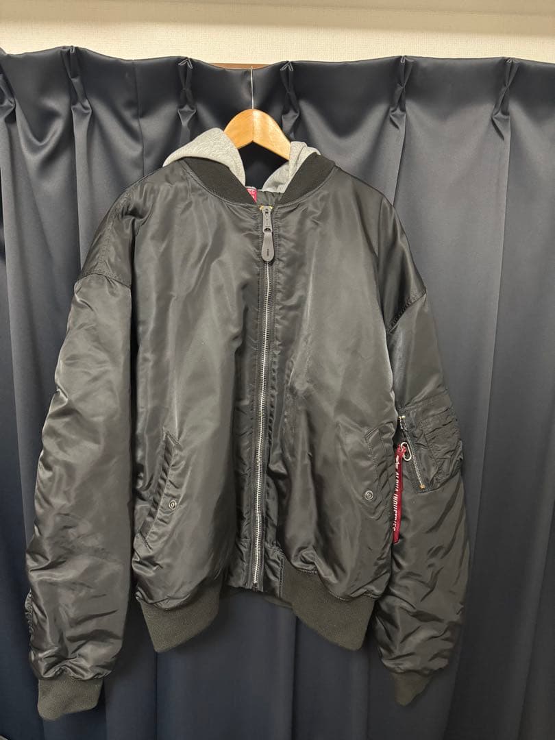 Alpha Industries MA-1ジャケット ブラック Shop Alpha Industries Black MA 1 Flight Jacket - Fatigues Army