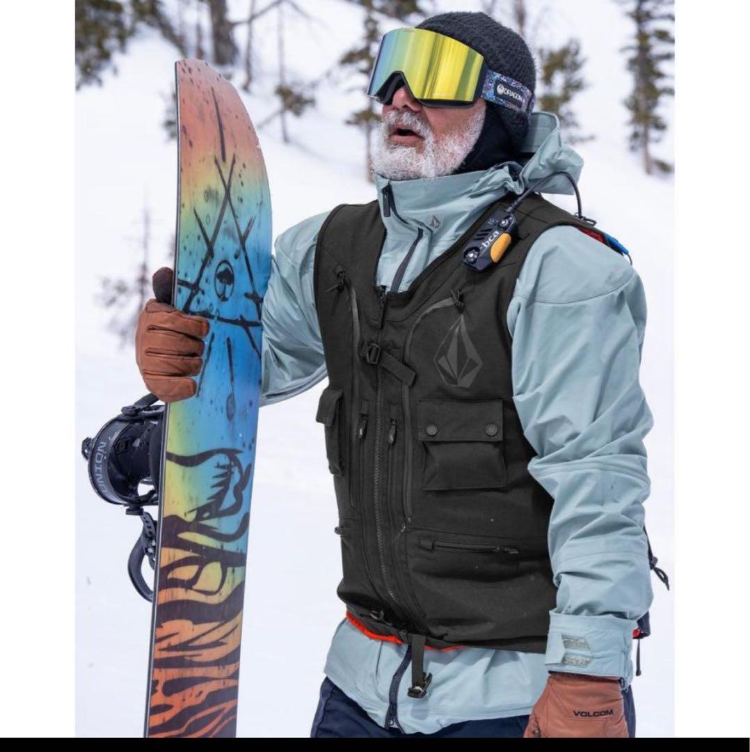 VOLCOM ボルコム IGUCHI SLACK VEST Lサイズ　ベスト VOLCOM ボルコム IGUCHI-SLACK-VEST スノーボード ウェア ベスト ユニ