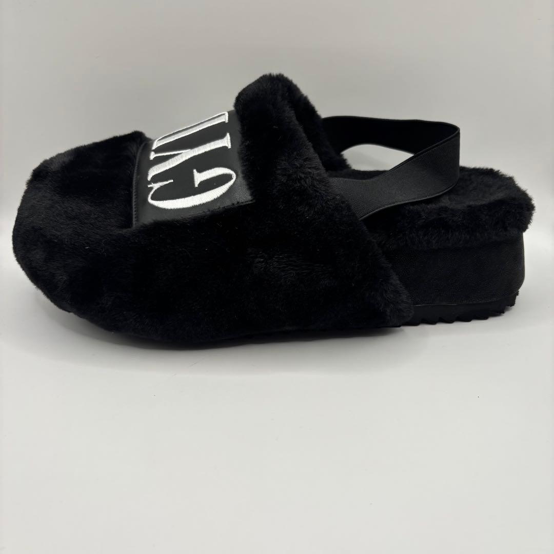 未使用】GYDA ジェイダ ノベルティ ファーサンダル 23.5cm M - メルカリ