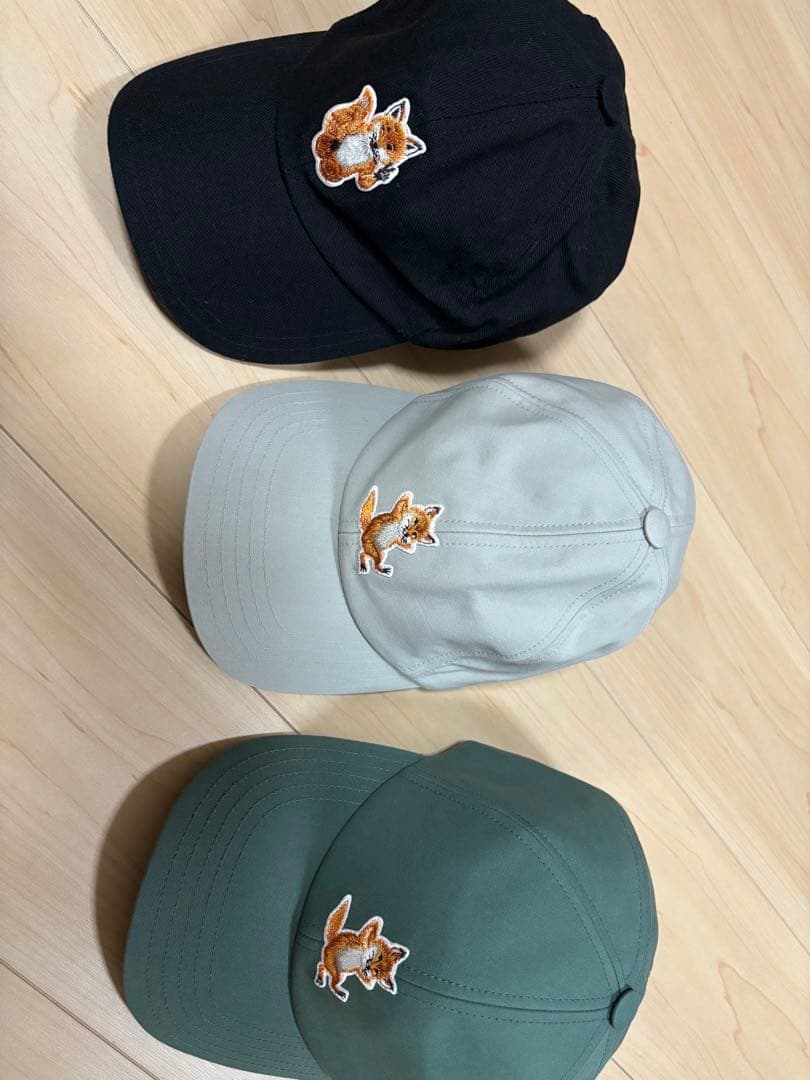 N*e様 MAISON KITSUNÉ ベースボールキャップ 3点セット MAISON KITSUNE（メゾン キツネ） ベースボールキャップ PW06100