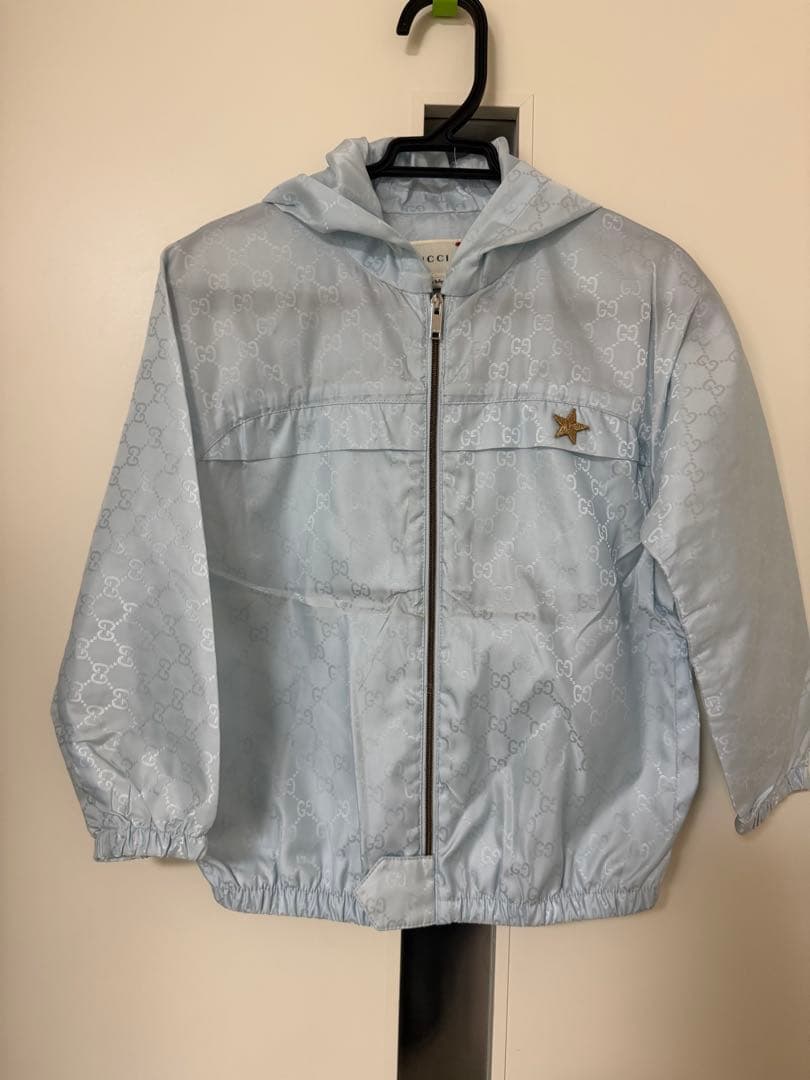 GUCCI キッズ　ウィンドパーカー GUCCI（グッチ） キッズ パーカー ウインドブレーカー サイズ5 約100