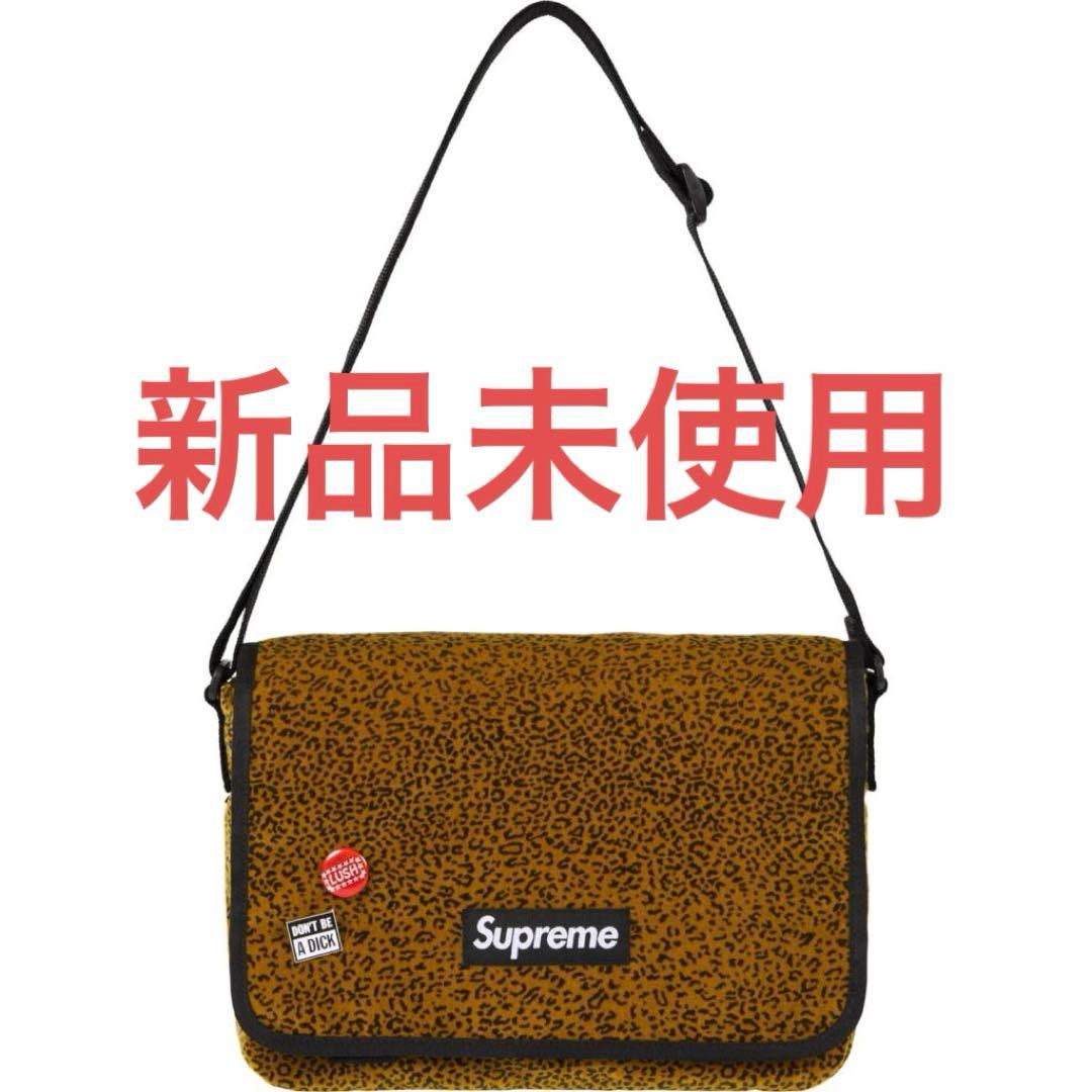 Supreme Velvet Small Messenger Bag - メルカリ