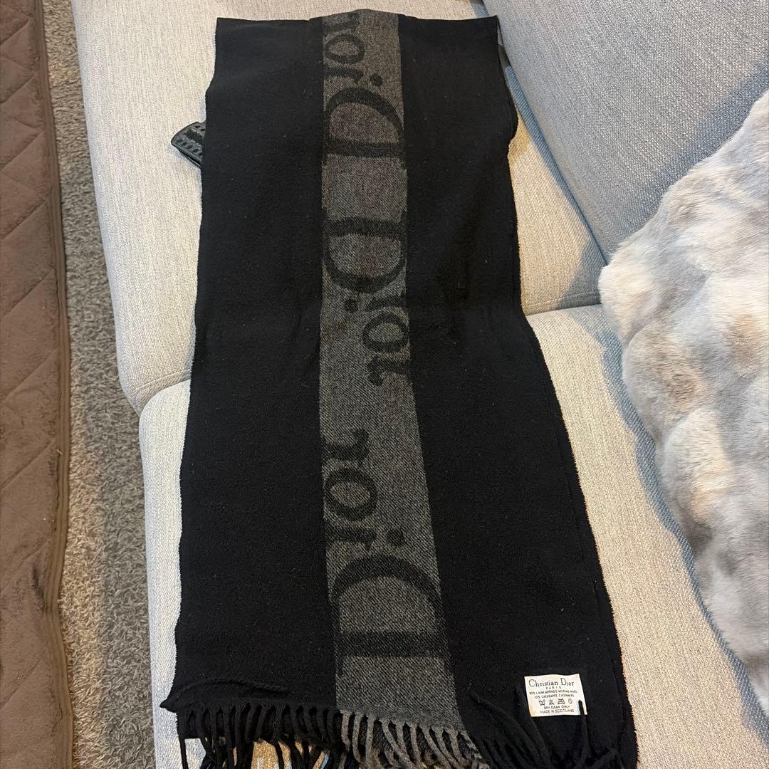 Dior ブラック マフラー フリンジ付き - メルカリ