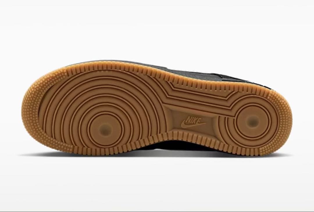 Nike Air Force 1 ’07 LV8 27.5cm