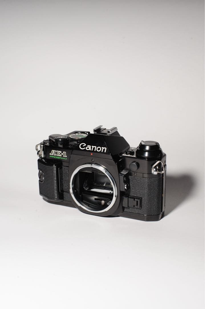 超美品！Canon AE-1 Program ブラック フィルムカメラ Amazon.com : Canon AE-1 35mm SLR Film Manual Focus Camera (Black