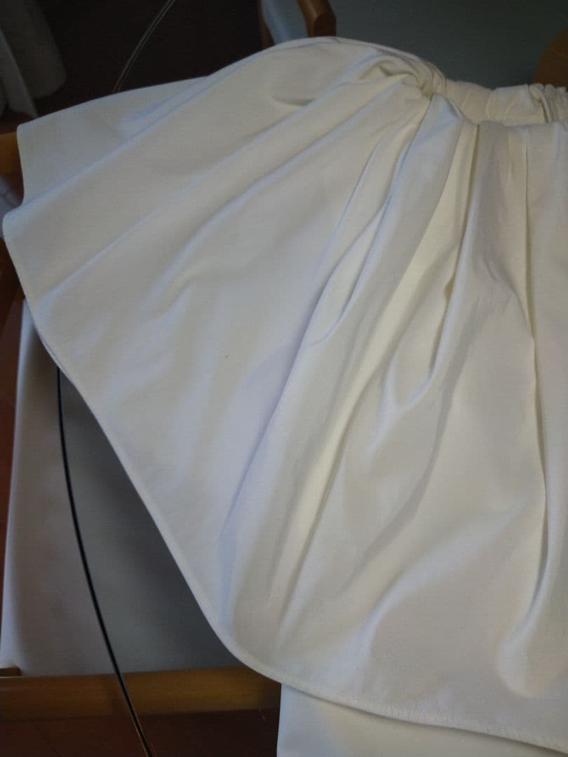 アキラナカ・トップス