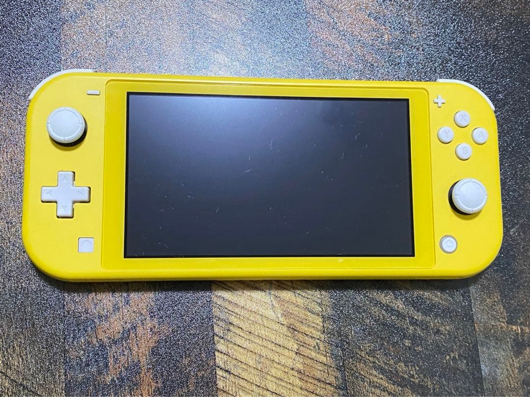 Switch lite 本体 イエロー 動作確認済み 充電器付き 箱無し Nintendo Switch lite イエロー 2019年製 本体のみ｜Yahoo!フリマ（旧