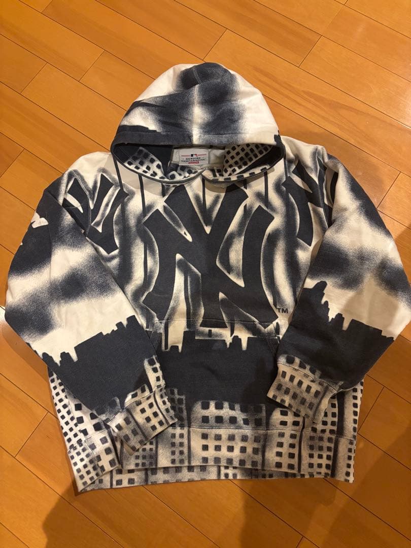 Supreme New York Yankees シュプリーム パーカー Supreme®/New York Yankees™ Airbrush Hooded Sweatshirt | Supreme 21fw