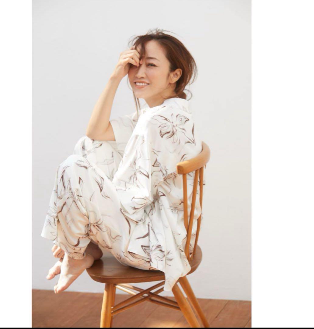 SNIDEL スナイデルホーム 神崎恵さんコラボ パジャマ 上下セット