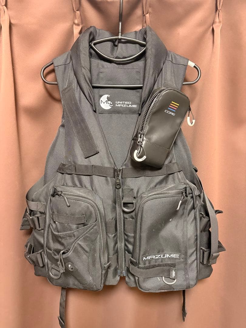 MAZUME フィッシングベスト ブラック - メルカリ