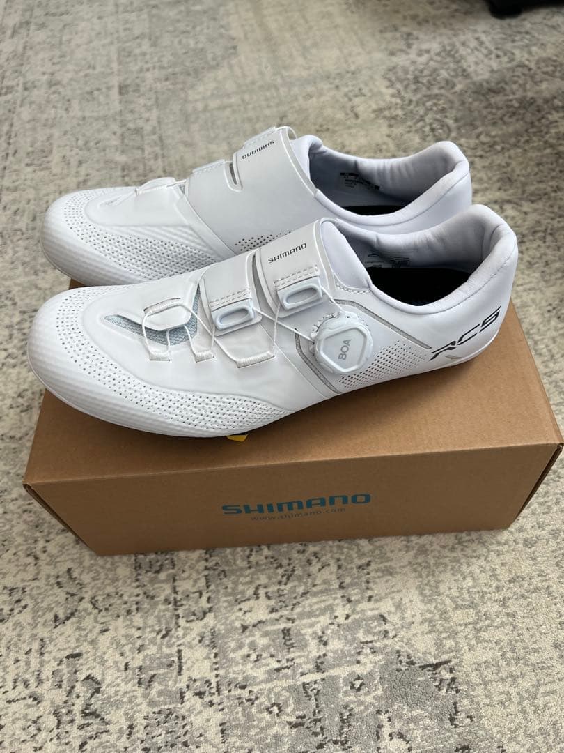 Ye　美品　SHIMANO RC5 ホワイト 41サイズ Ye様専用 美品 SHIMANO RC5 ホワイト 41サイズ - メルカリ