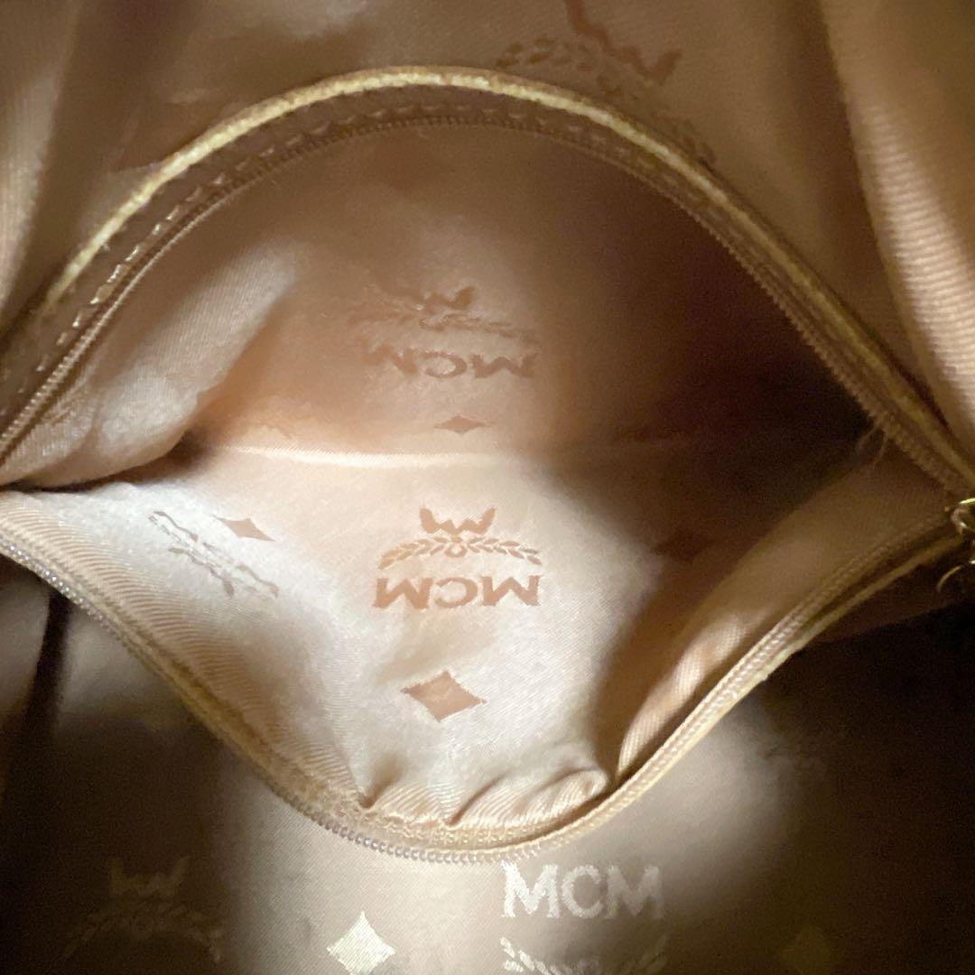 MCM エムシーエム ミニボストン レザー ブラウン ヴィセトス ロゴチャーム