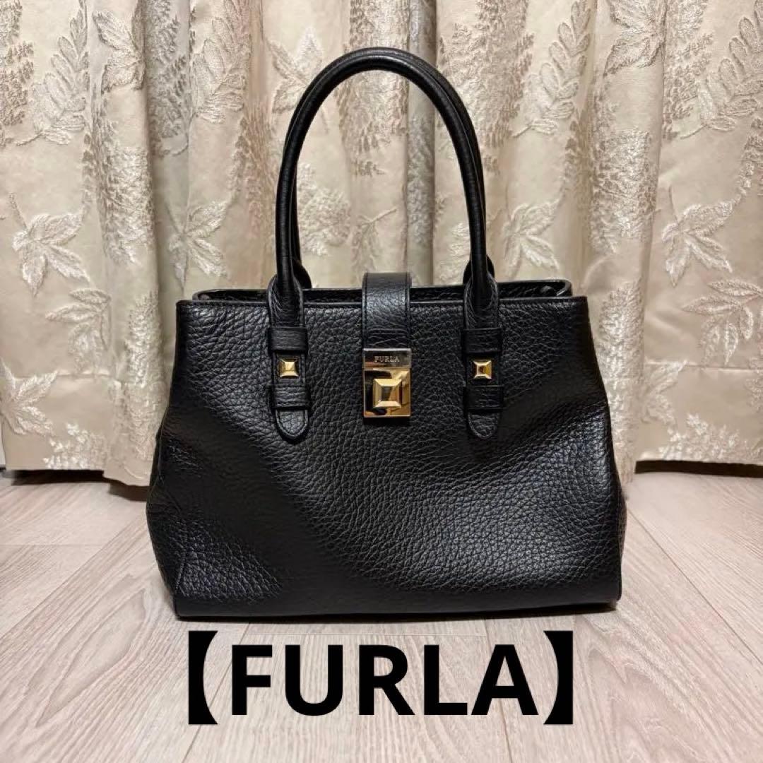 【美品】FURLA(フルラ) Joann レザーハンドバッグ ブラック FURLAフルラ JOANNショルダーバッグ レザー 金チェーン ブラック