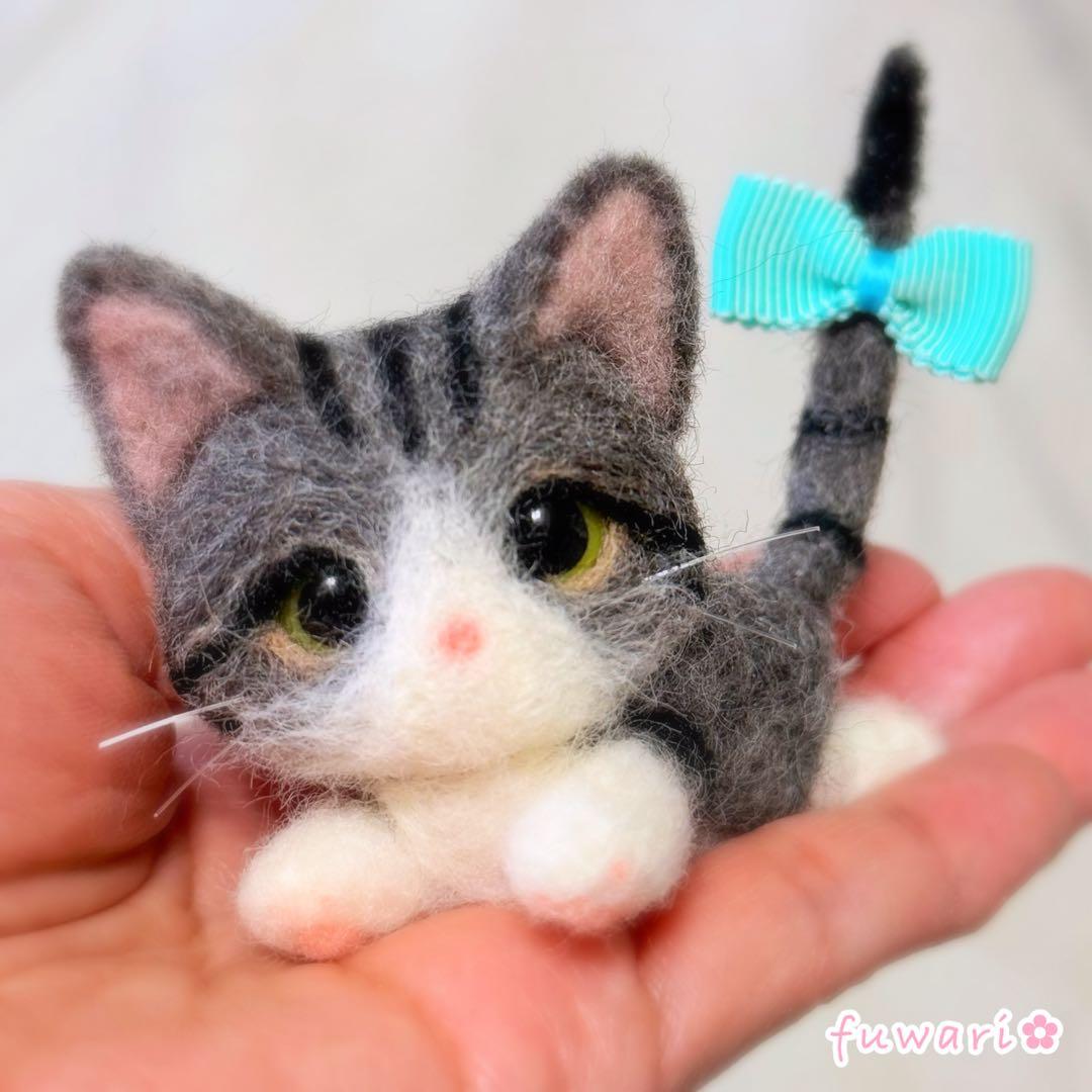 リクエスト品】 羊毛フェルト 猫 ちょこんと甘えんぼ♡黒猫・キジ白