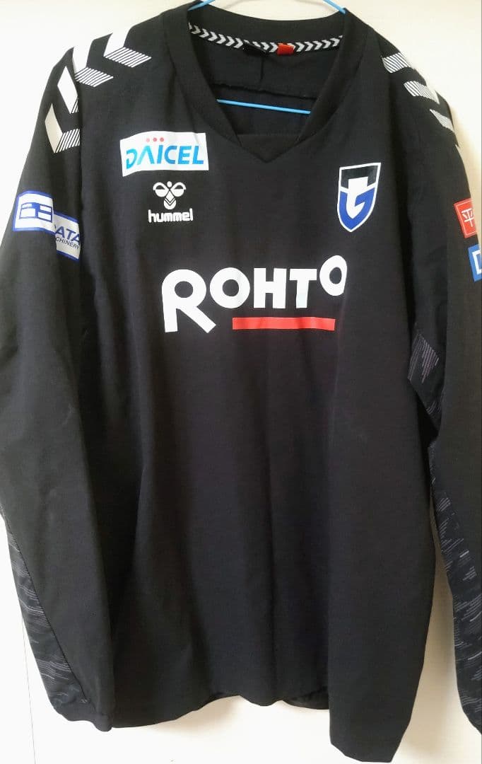 ガンバ大阪トレーニングウェア　1 オンラインショップ］2023シーズン プラクティスシャツ等ヒュンメル社