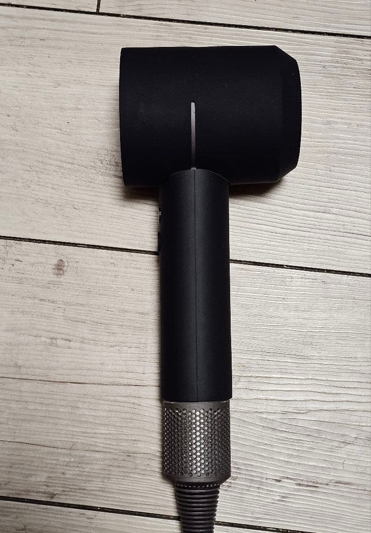 数量限定新品黒シリコンカバー付 ダイソン メンテナンス済み Dyson