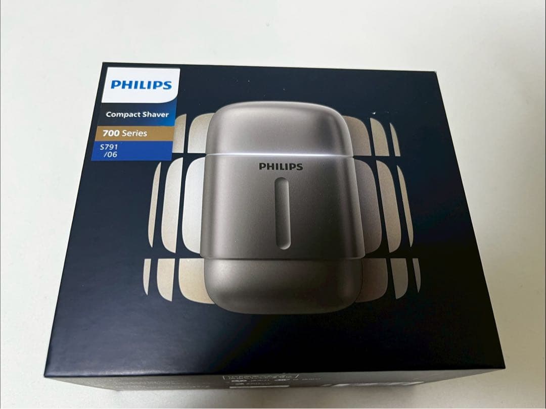 【新品 未開封】フィリップス　700Series コンパクトシェーバー Philips（フィリップス） シェーバー 700 メンズシェーバー コンパクト