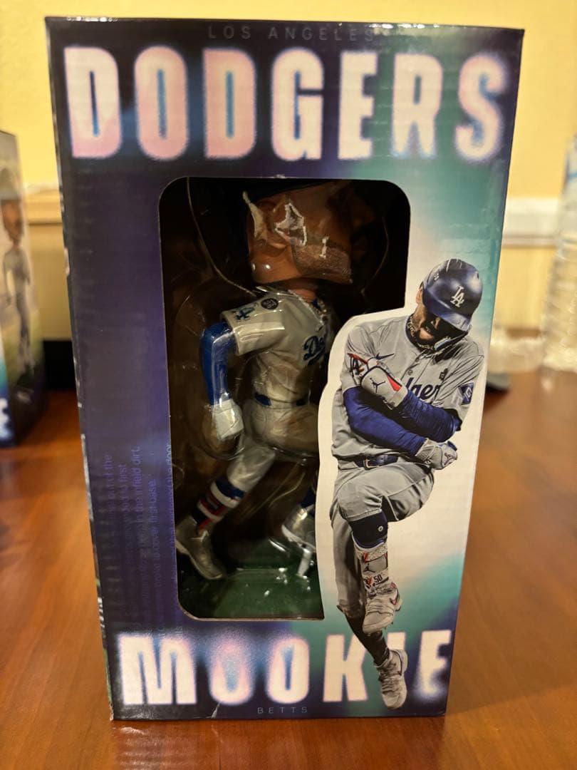 【限定品】ムーキーベッツ　ボブルヘッド　5/13球場配布 大谷翔平 山本由伸 フレディ・フリーマン ムーキー・ベッツ