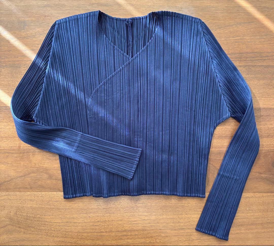 【美品】プリーツプリーズ　ショート丈　カーディガン　ネイビー3 楽天市場】PLEATS PLEASE プリーツプリーズ イッセイミヤケ プリーツ