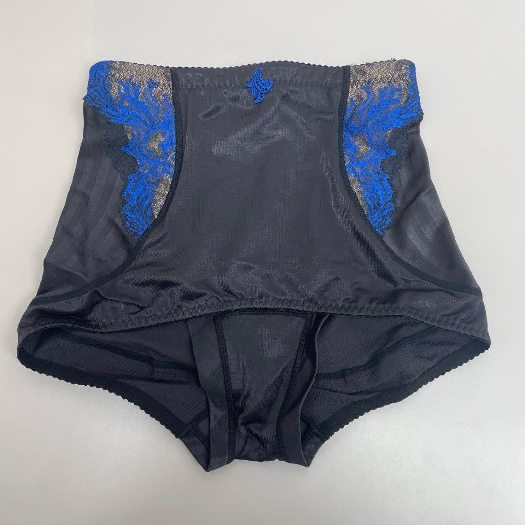 マルコ カーヴィシャス ショートガードル S 新品未使用 - メルカリ