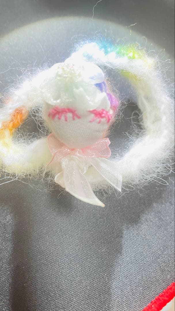 は*ち様 白魔術✨虹色ソフトクリームのソフトちゃん✨ 雨のち虹】ソフトクリームに自由にトッピングして自分好みの味に！｜弥彦村